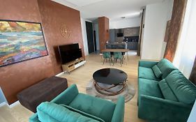 Zadar Premium Apartment With Garage